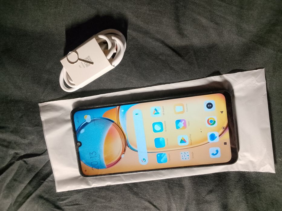 Redmi 13c 12+256 гиг
