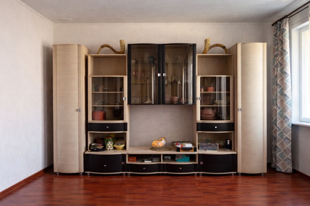 Продам горку стенку для гостинной