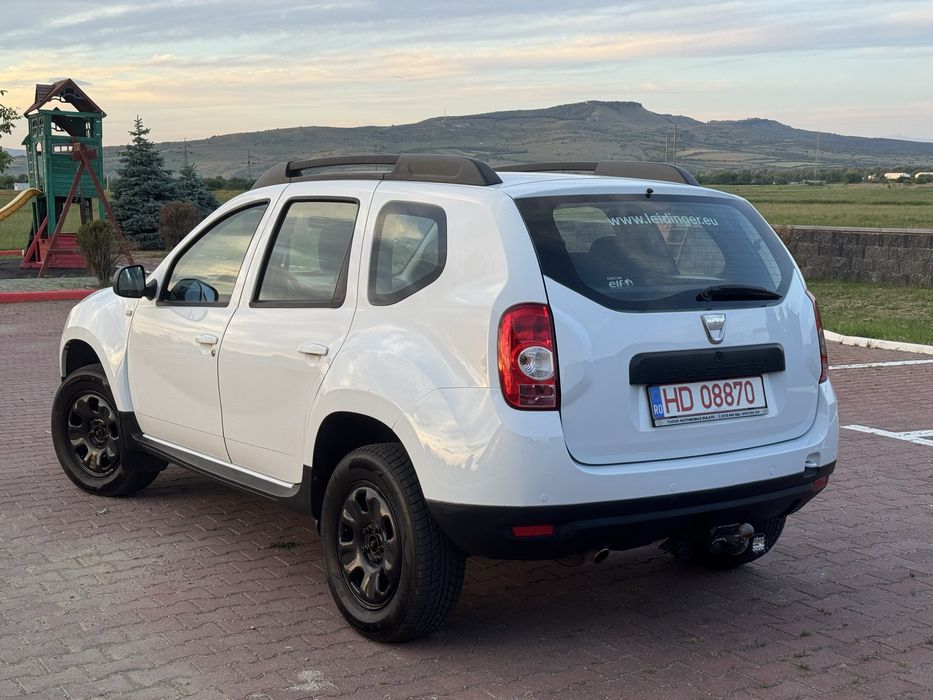 DACIA Duster 2010 — imagine 4