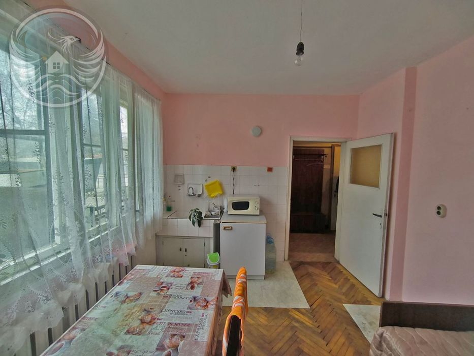 Продава се Двустаен апартамент в Разград, Освобождение - 65 кв.м за 1295 €/кв.м - Снимка #4