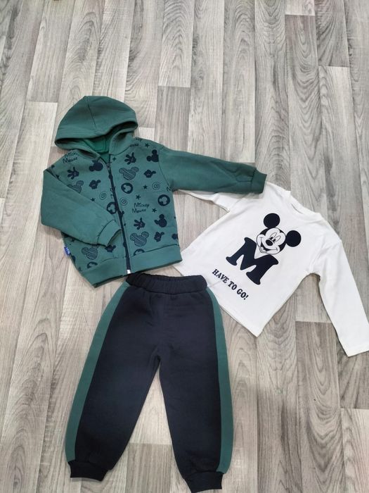 Продам новый костюм