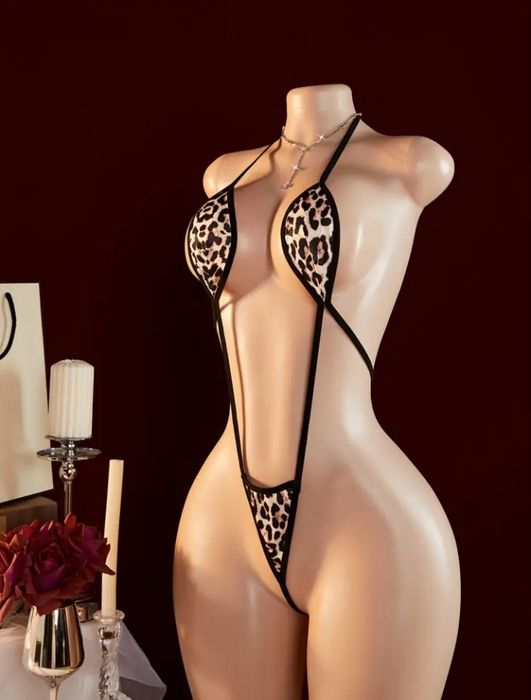 costum de baie pentru femei
