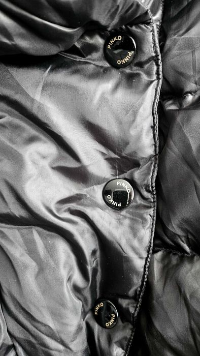 Pinko S/M оригинално с пух ново
