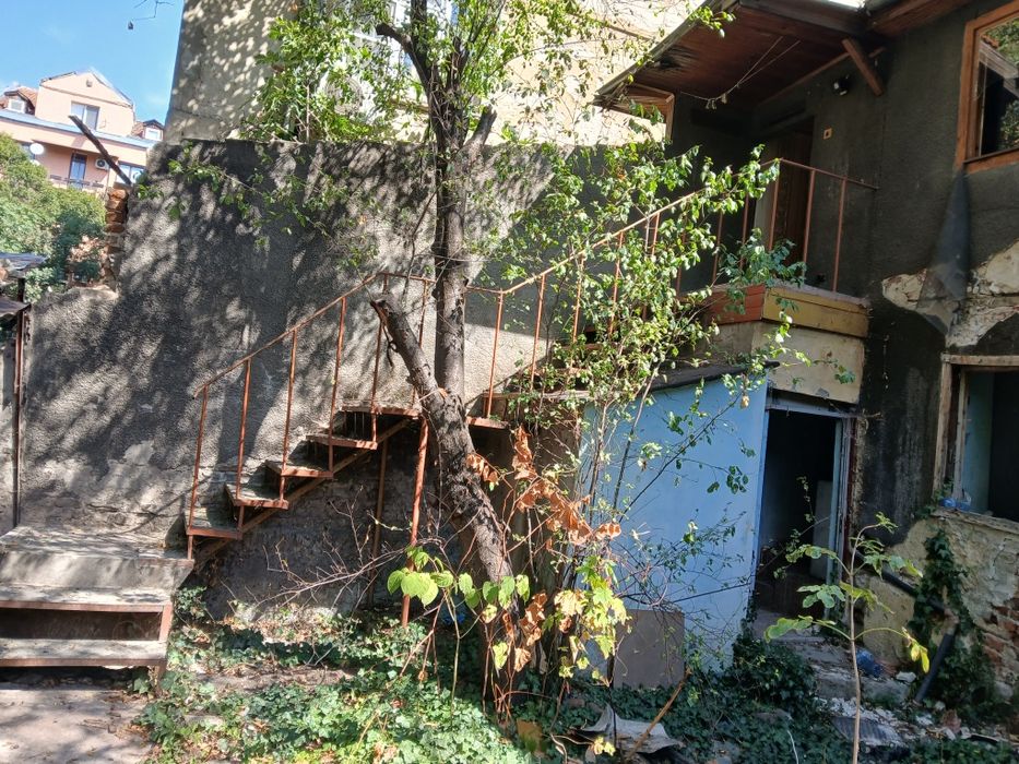 Продава се Етаж от къща в София, Център - 30 кв.м за 1053 €/кв.м - Снимка #5