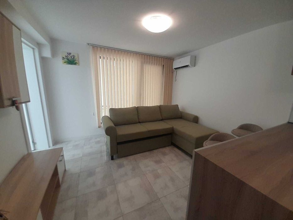 Продава се Двустаен апартамент в Варна, Бриз - 55 кв.м за 2000 €/кв.м - Снимка #17