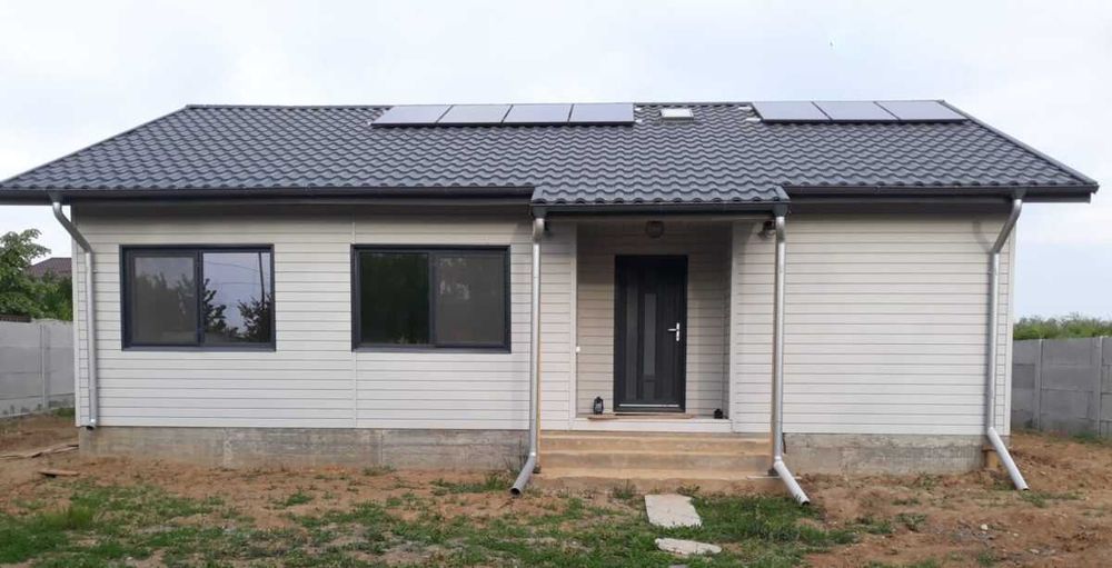 Casa Modulara, Garaje Auto, Containere din panou sandwich termoizolant