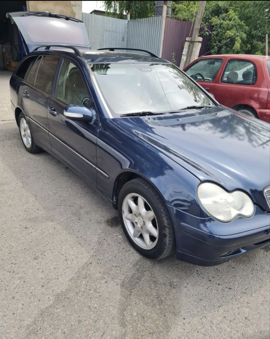 Продам меоседес C200