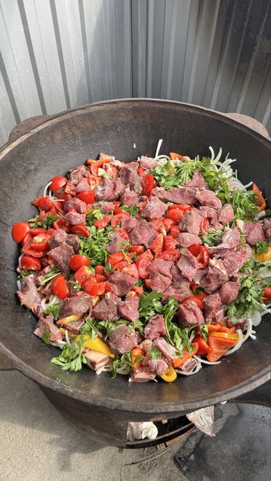 1 Выездной повар на той: Плов, Куырдак, Сырне, Шорпа, Казан кебаб.