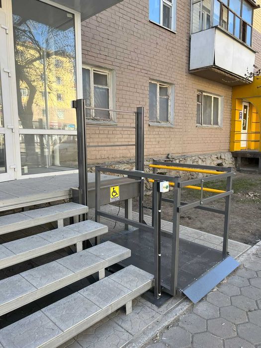Вертикальные подъемники для инвалидов
