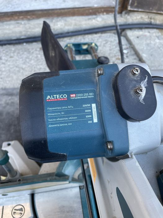 Торцовочная пила, углорез, отрезной станок