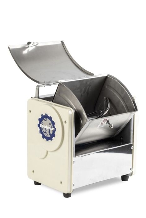 Продам тестомес и тестораскатку- лапшерезку