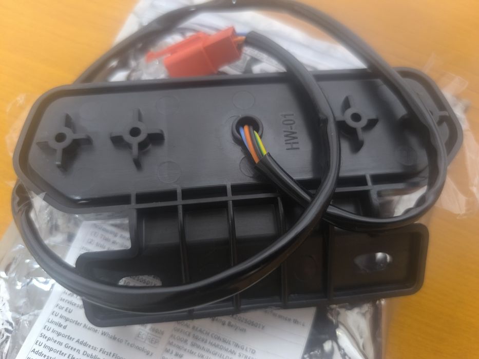 Stop spate LED pentru scuter/motocicletă cu semnalizări – Nou