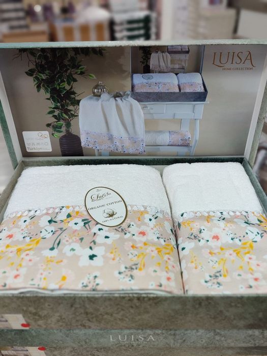 Sochiq  baniy yuz komplekt  korobkali