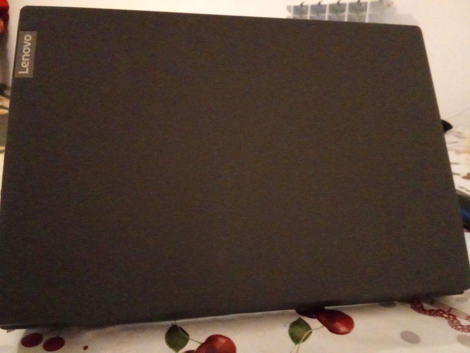 Ноутбук сатылады