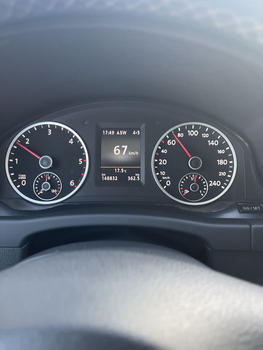 Vând Volkswagen Tiguan