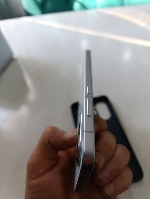 Redmi turbo 4  pro 12x256 rangi oq