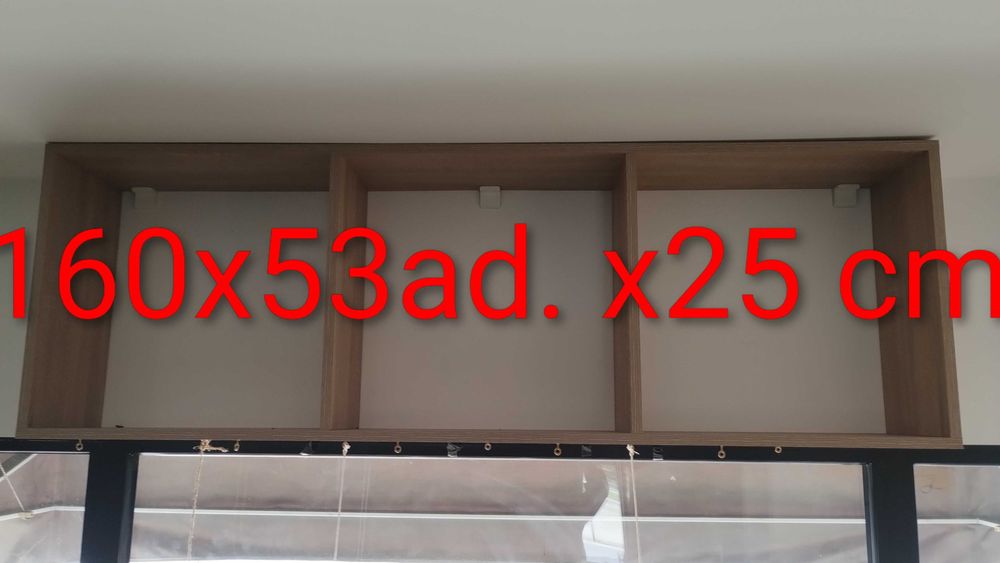 Ofer spre vanzare ansamblu mobilier PAL pretabil magazin