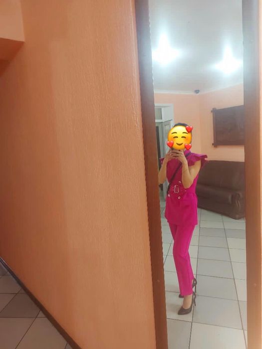 Продам костюм.