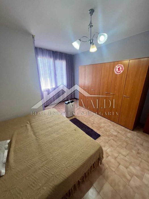 Тристаен апартамент в Гръцка Махала, Варна