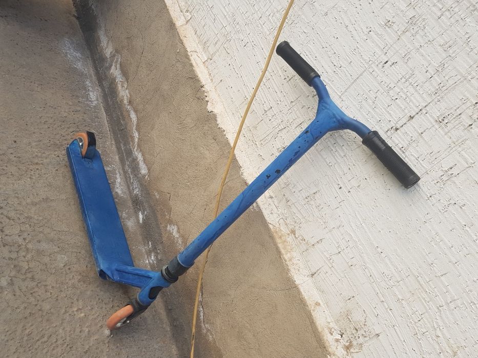 Трюковой самокат