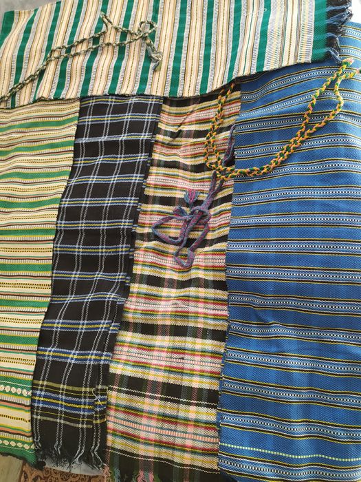 Ръчно тъкани престилки