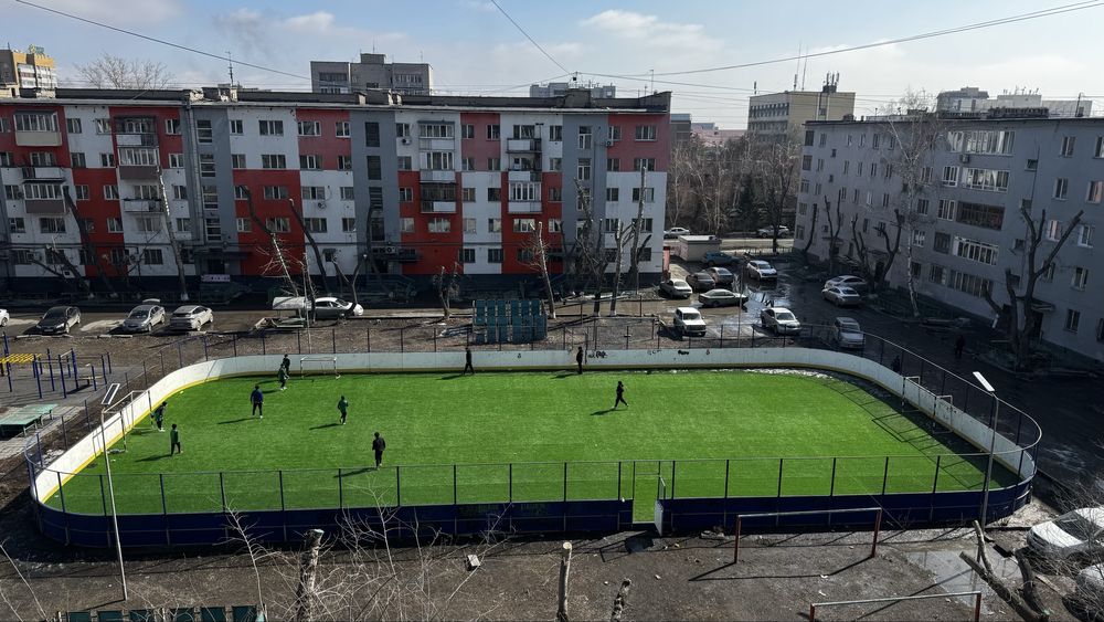 Сдам 2ух комнатную студио Центр