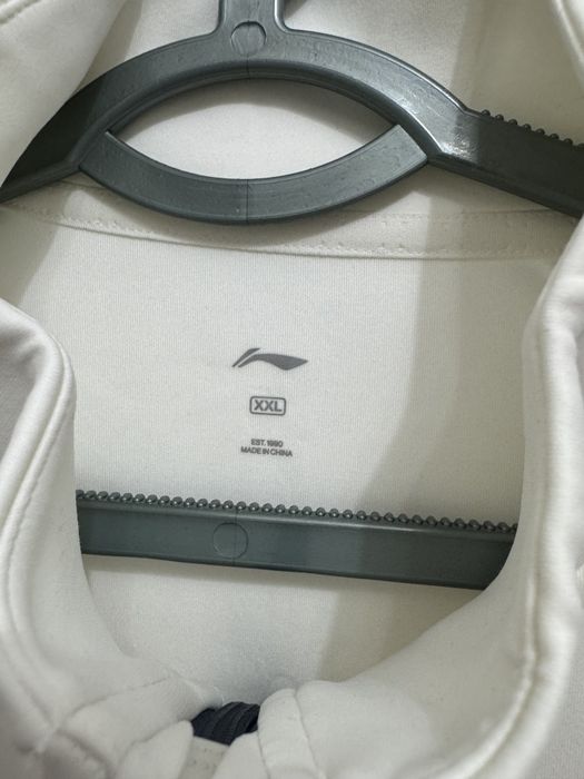 LiNing - Продается верхняя часть женского спортивного костюма