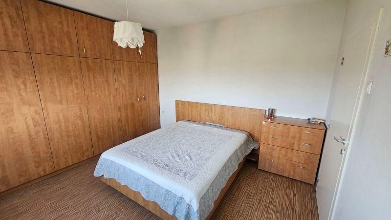 Дава се под наем Тристаен апартамент в София, Център - 86 кв.м за 792 € - Снимка #3