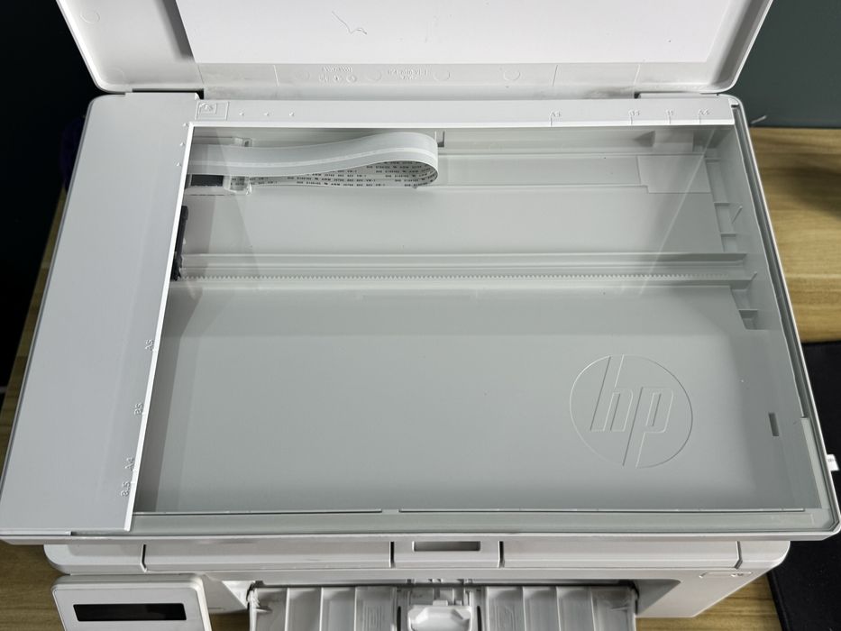 Продам принтер HP laserjet pro MFP M130 nw