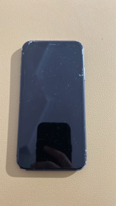 Продам Iphone 11 64 GB