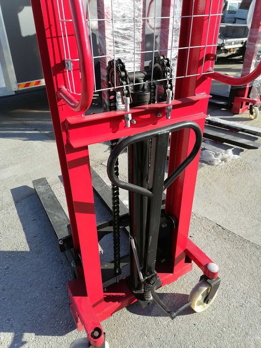 Хидравличен стакер , високоповдигач 2 тона AN1516