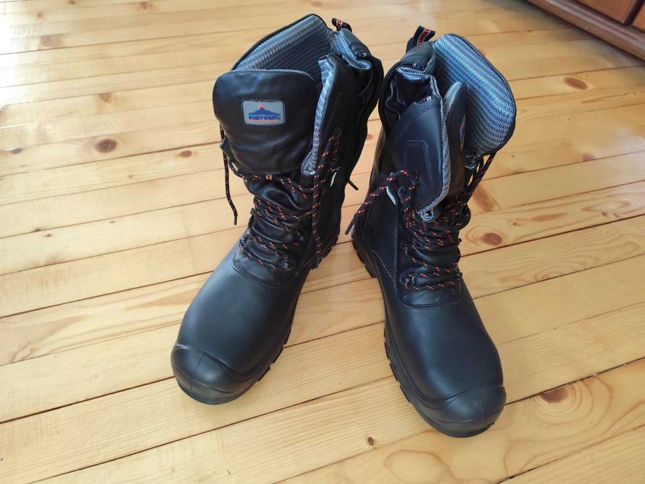 Обувки за екстремни условия, лов, туризъм.