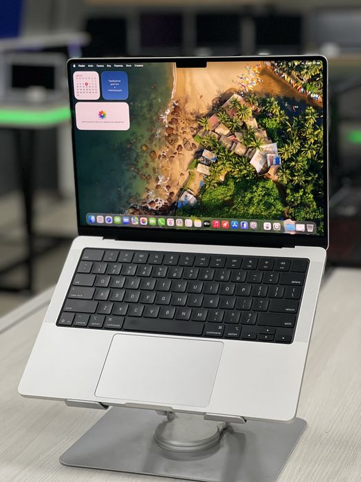 Apple MacBook Pro 14 | 32Gb | 2000Gb | M5