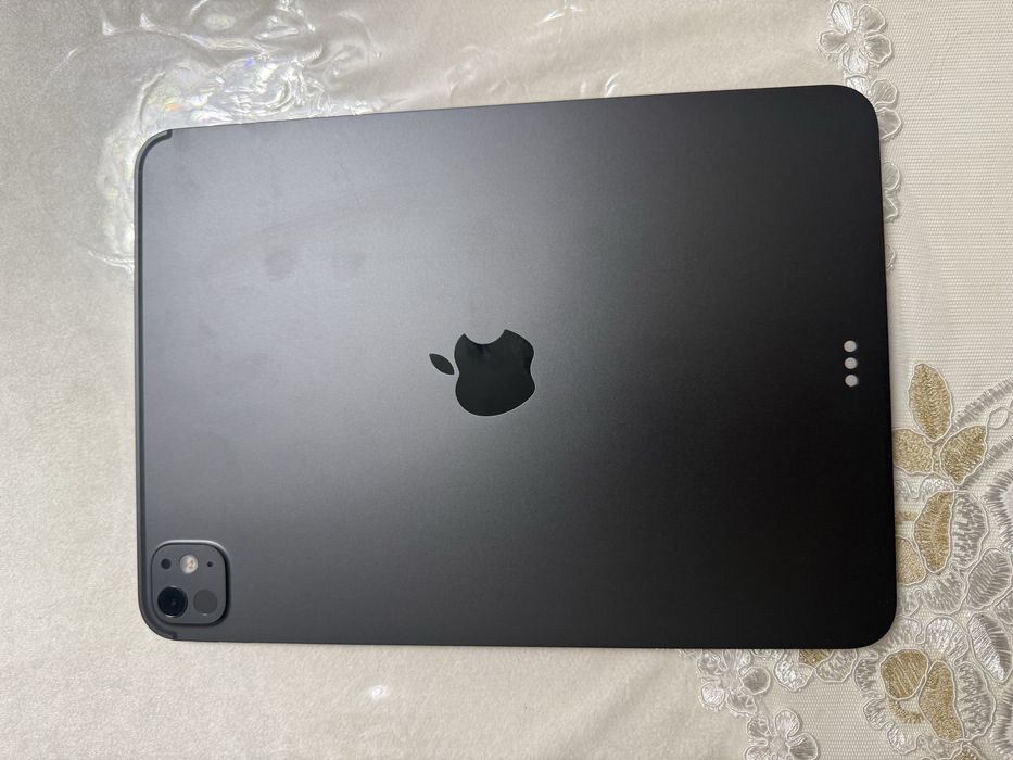 Apple i pad pro m5 11 inch