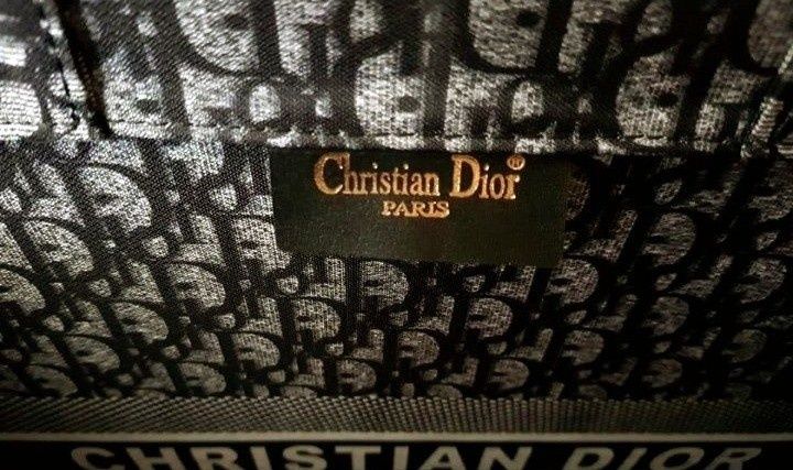 Geanta +portofel  Christian Dior, material textil, saculet, etichetă