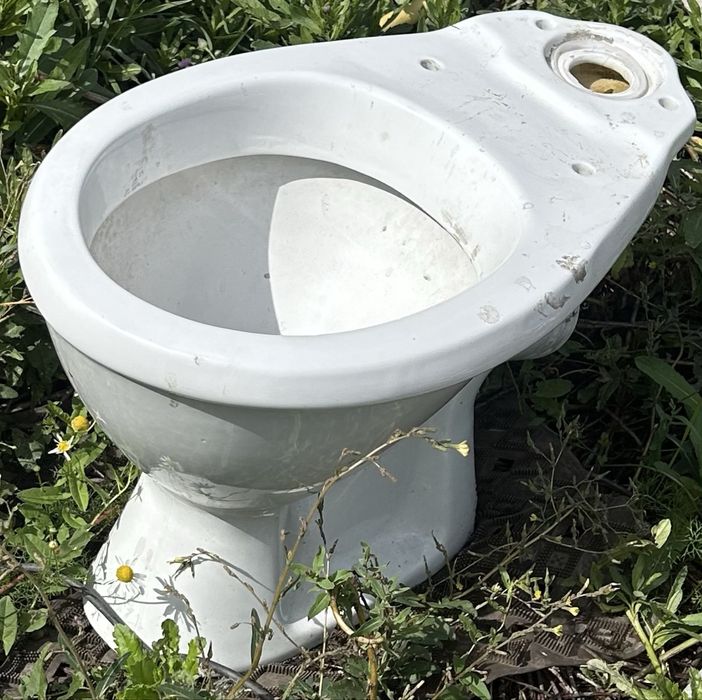 Продам унитаз для стройки