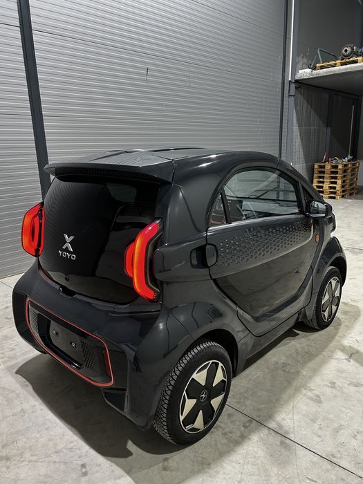 XEV Yoyo Electric Keyless/Panoramic/AC