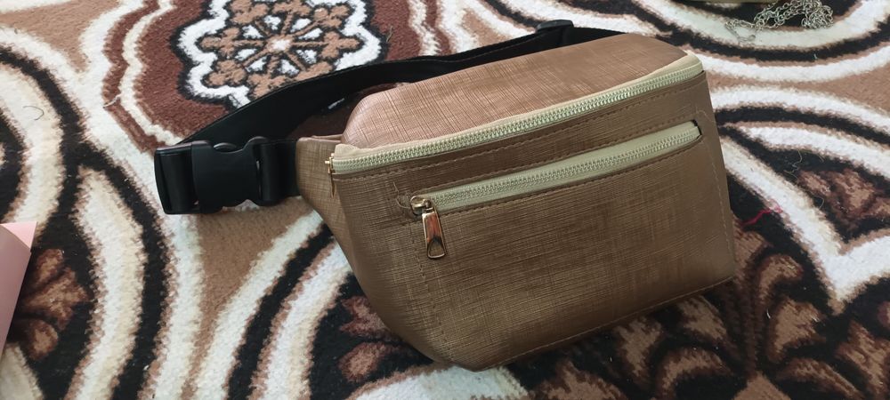 Sumka hamyon qo‘lda olib yurishga qulay