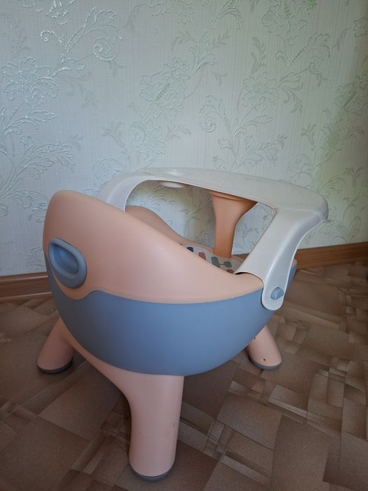 Анатомический стульчик для кормления 3в1
