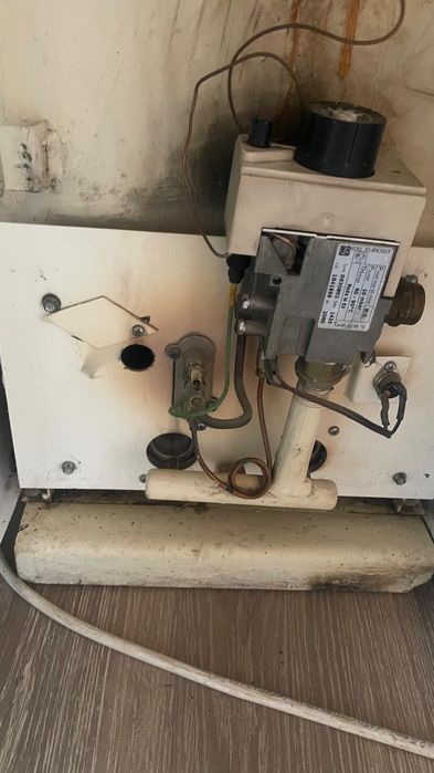 Продам напольную газовую печь