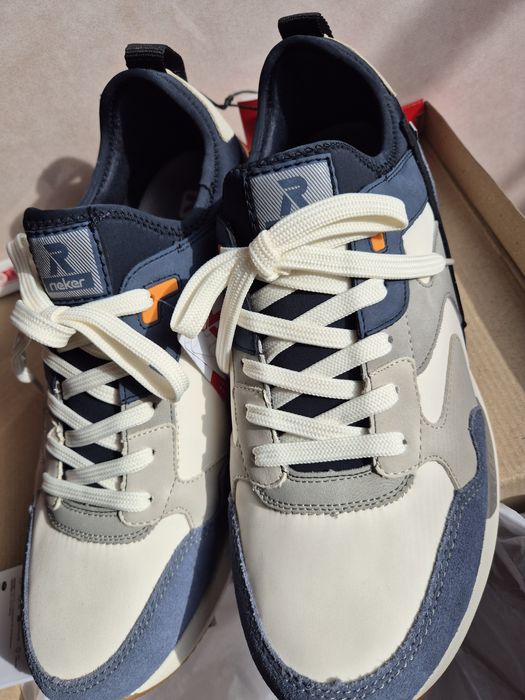 Нови обувки много удобни 44(44.5) номер