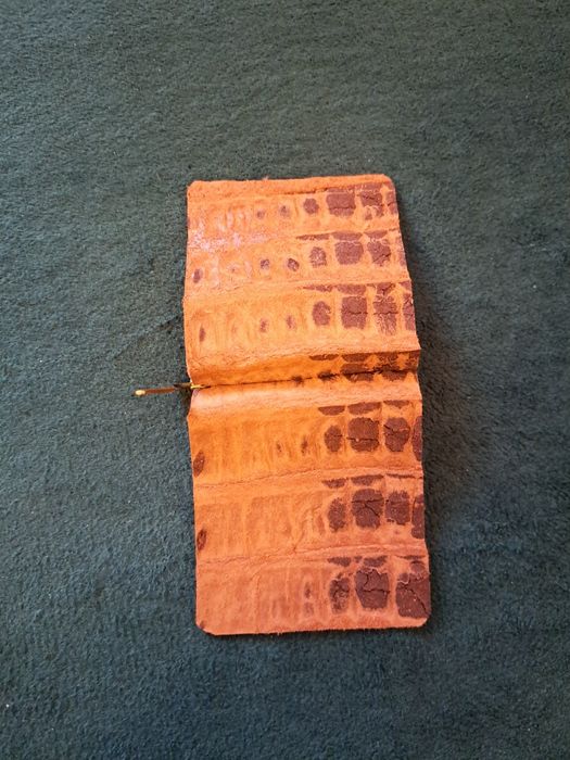 Portbancote din piele.de crocodil