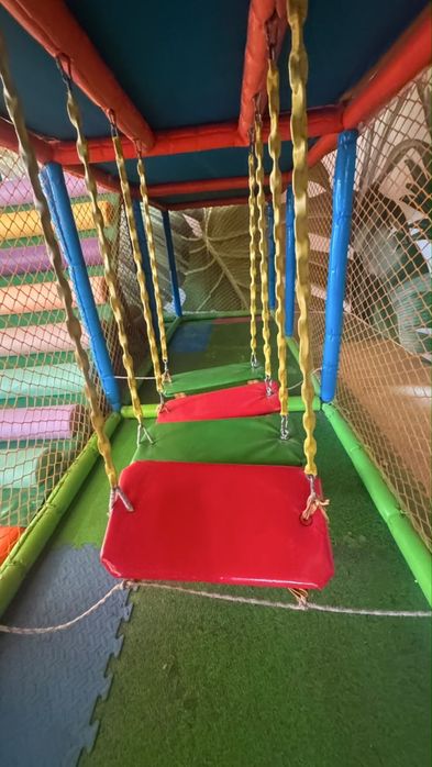Продам детскую игровую площадку