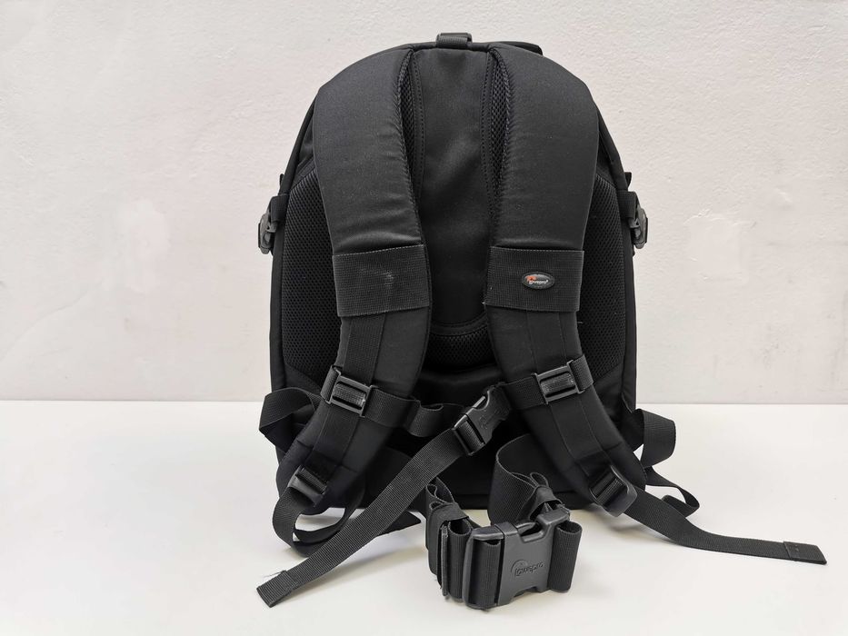 Lowepro CompuTrekker AW професионална раница за фотоапарати с обективи, лаптоп и статив
