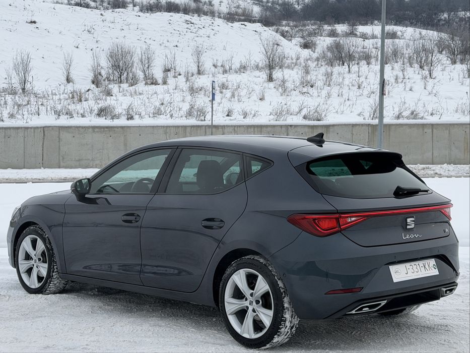 Seat Leon FR 1.5 eTSI 150 cp//Mild Hybrid//full option