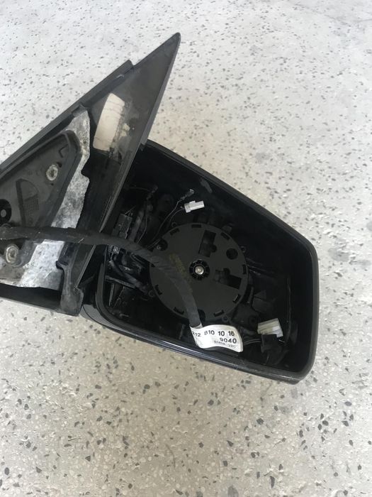 Mercedes-Benz дясно огледало