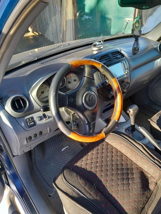 Тойота раф4 2002г