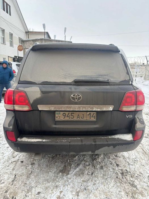 Toyota L.CRUISER-200 VX (65342)