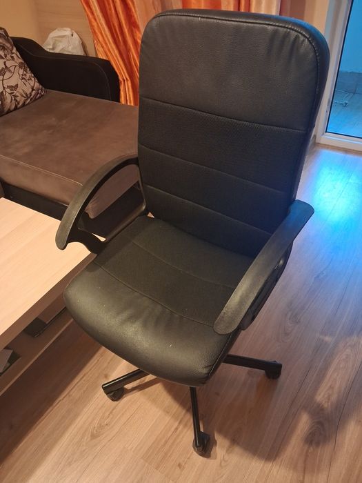 Scaun birou/gaming transport gratuit