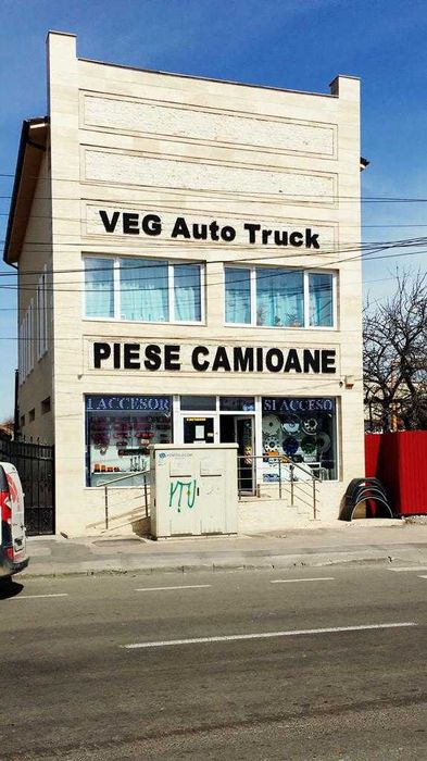 Spațiu comercial premium de vânzare – vad intens, intersecție semaforizată, Bd. Aurel Vlaicu